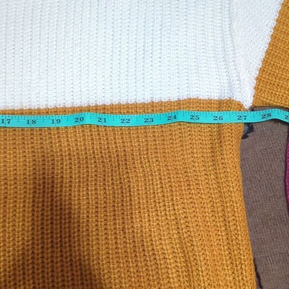 Stay Loose Crewneck Sweater curated by instant message - Picture 8 of 8